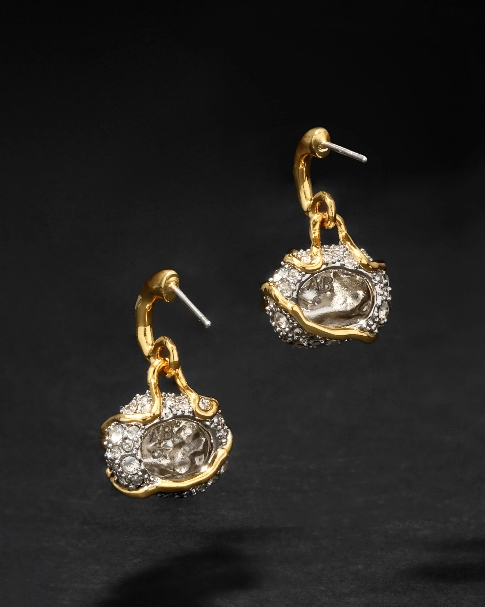 Solanales Crystal Petite Pebble Hoop Earring