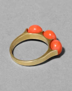 Vintage 1960s 10k Gold with Coral Cabachon Trio Ring